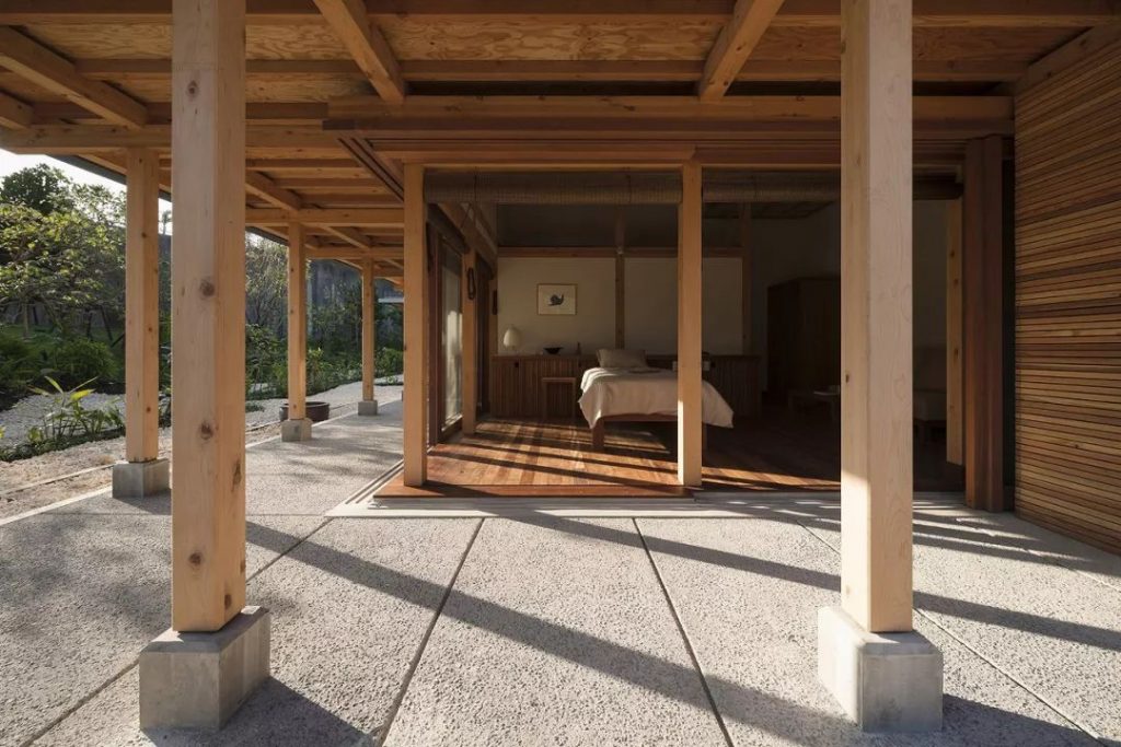 日本冲绳 空之森医疗诊所-木质结构建筑，复活森林生态系